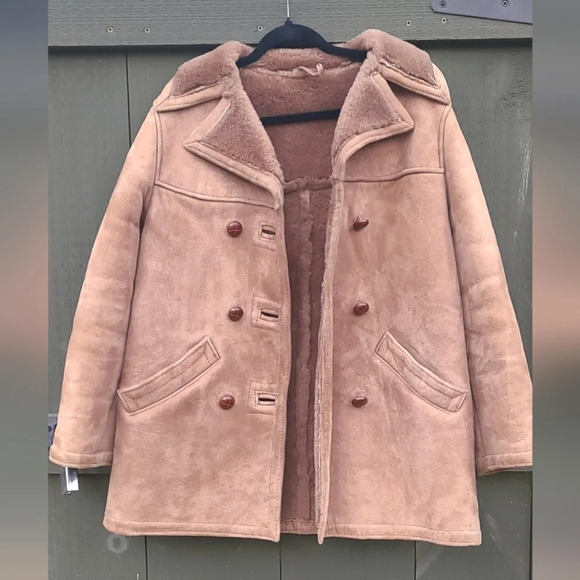 Vintage Shearling Jacket - Picture 2 of 14